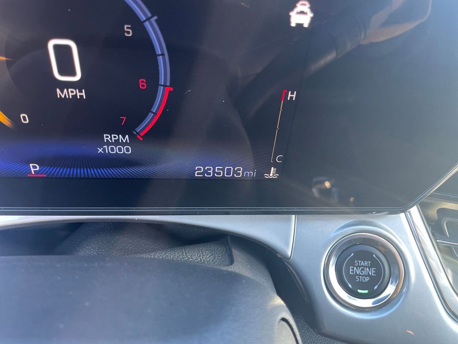 Used 2025 Chevrolet Trax LT image 39