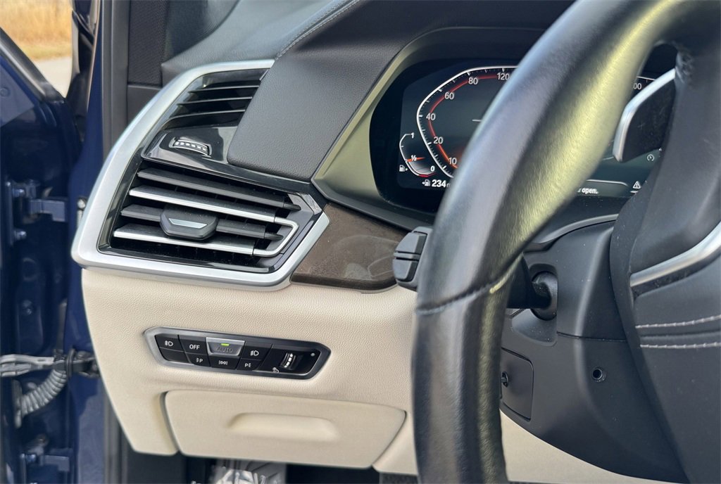 Used 2021 BMW X5 xDrive40i w/ Premium Package 2 image 16