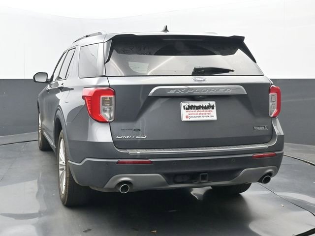 Used 2022 Ford Explorer Limited w/ Equipment Group 301A RWD image 4