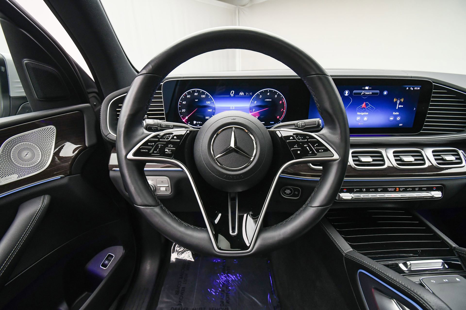 Used 2025 Mercedes-Benz GLS 450 4MATIC image 15