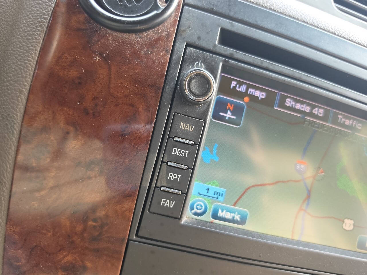 Used 2010 Chevrolet Tahoe LTZ AWD/4WD image 22