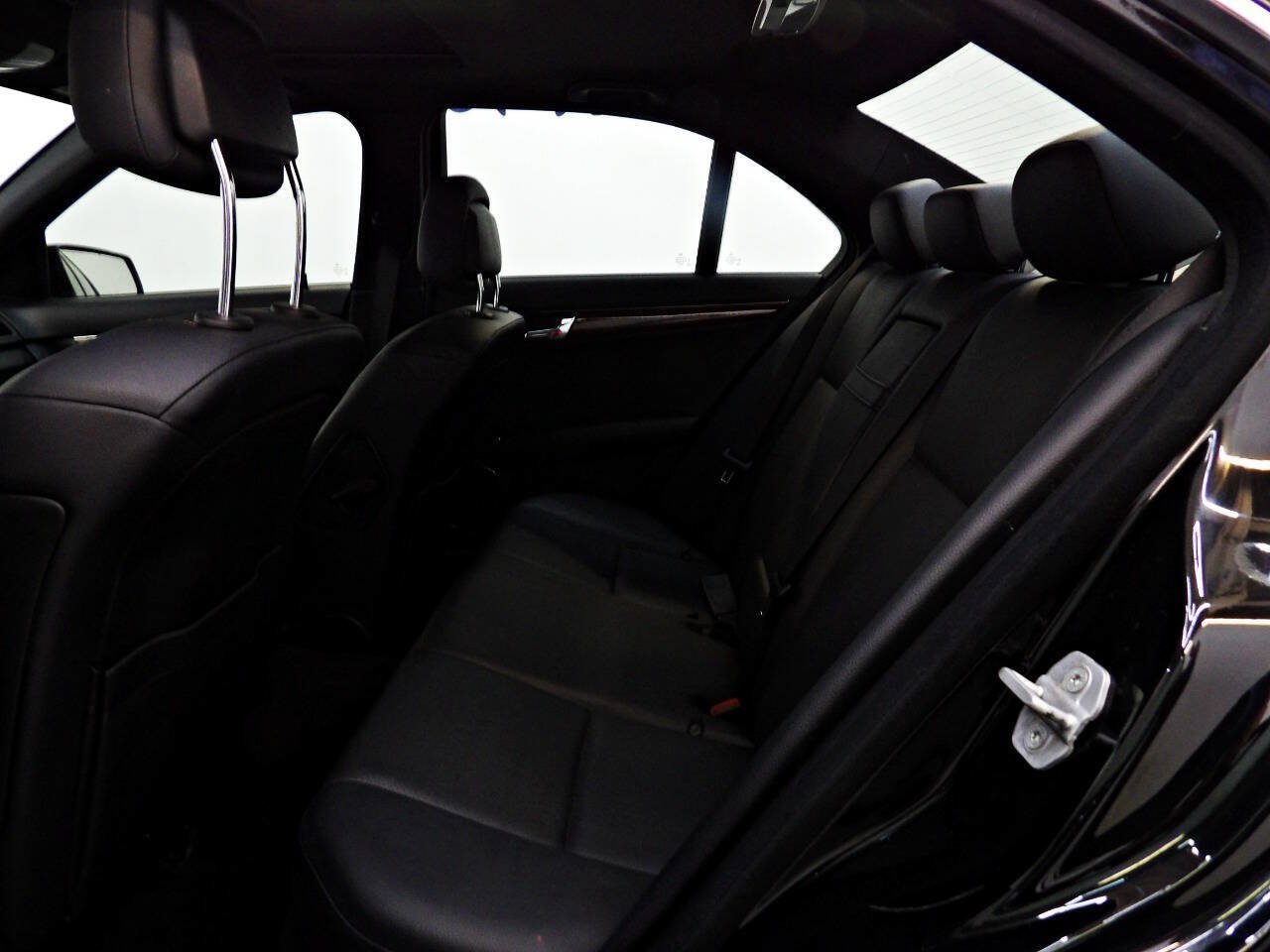 Used 2010 Mercedes-Benz C 300 Sedan image 10