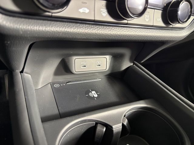 New 2026 Honda HR-V LX image 24