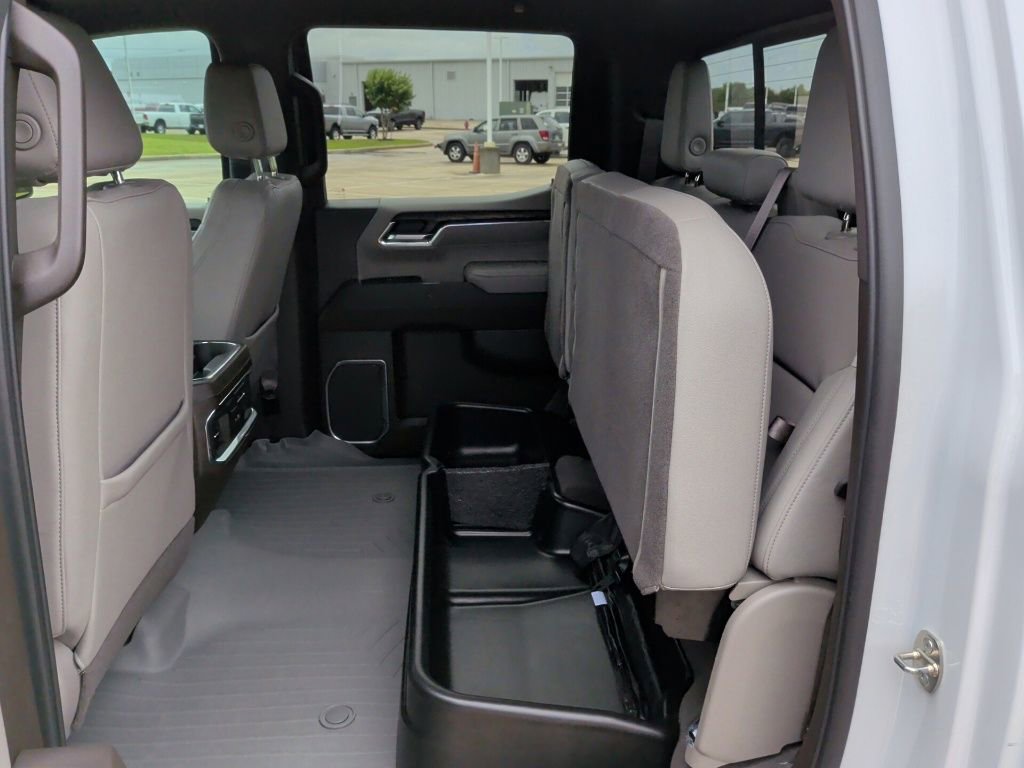 Used 2024 GMC Sierra 1500 SLT AWD/4WD image 39