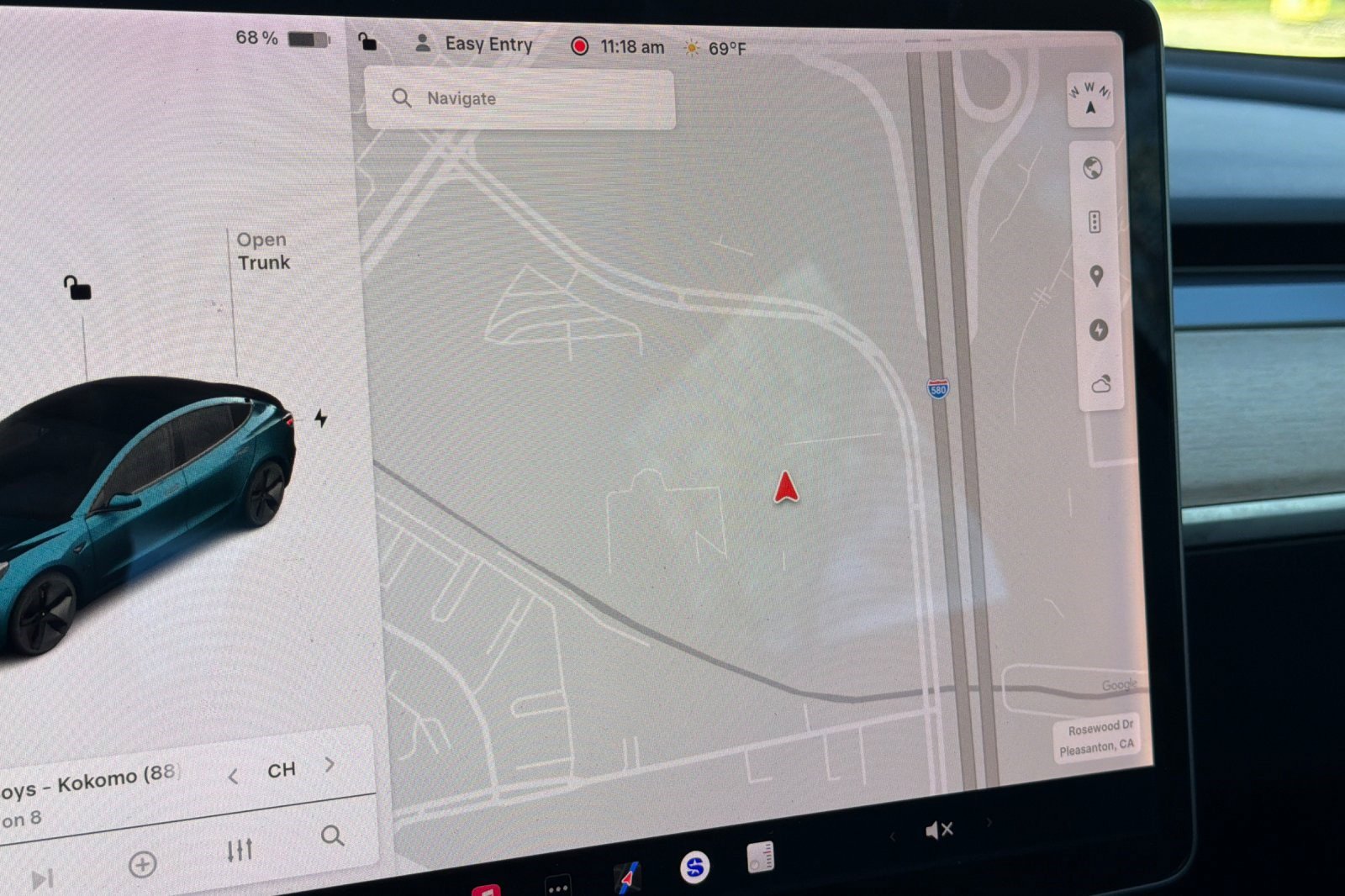 Used 2018 Tesla Model 3 Long Range image 24
