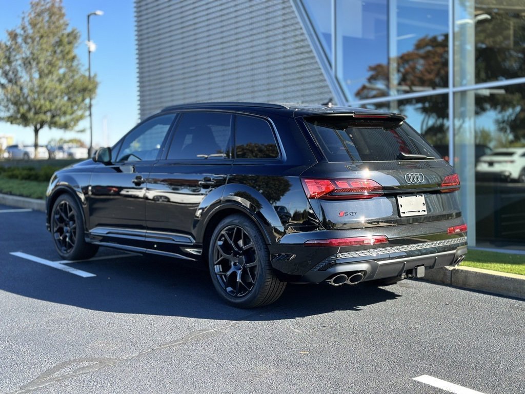 New 2026 Audi SQ7 Prestige image 4