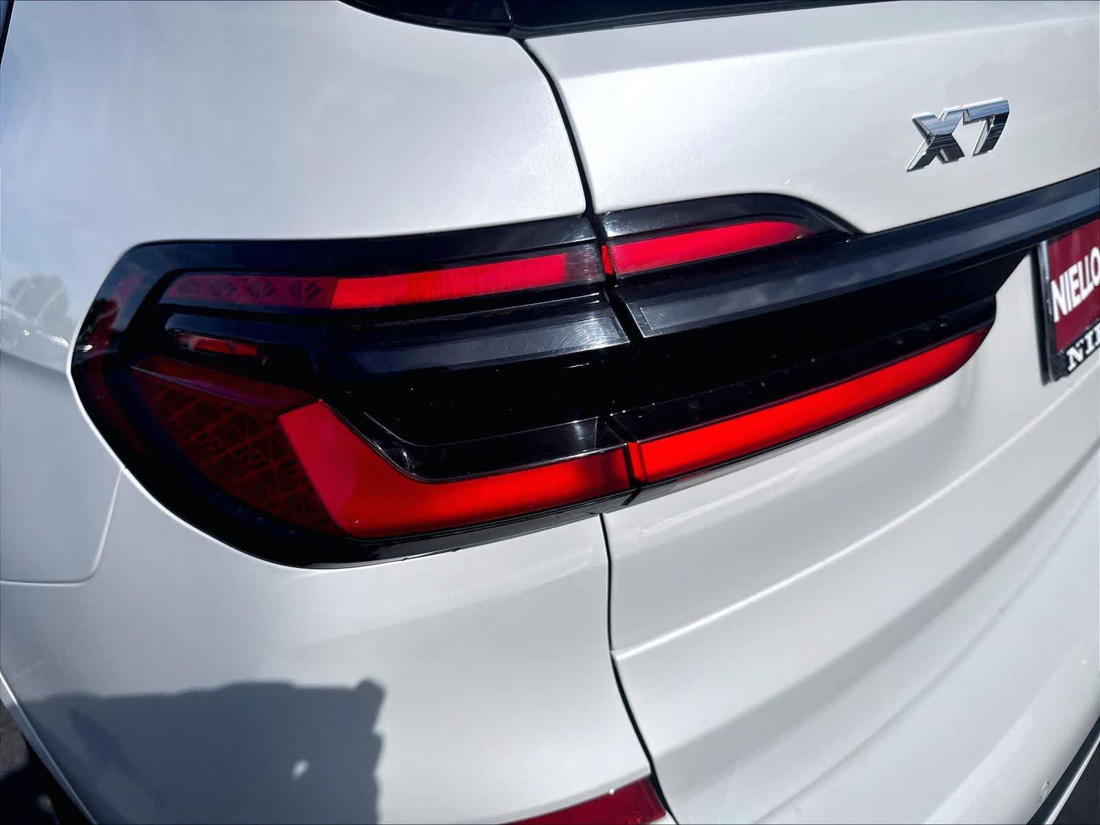 Used 2024 BMW X7 M60i w/ Executive Package AWD/4WD image 26