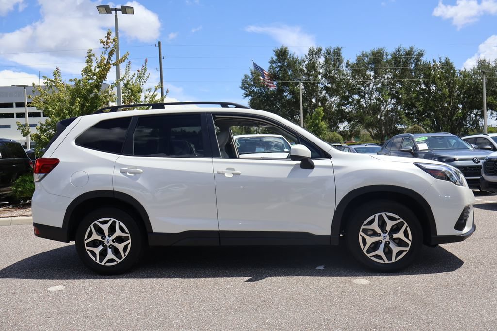 Used 2024 Subaru Forester Premium AWD/4WD image 10