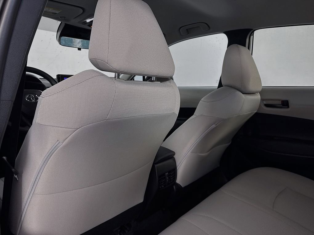 Used 2026 Toyota Corolla Cross L image 23