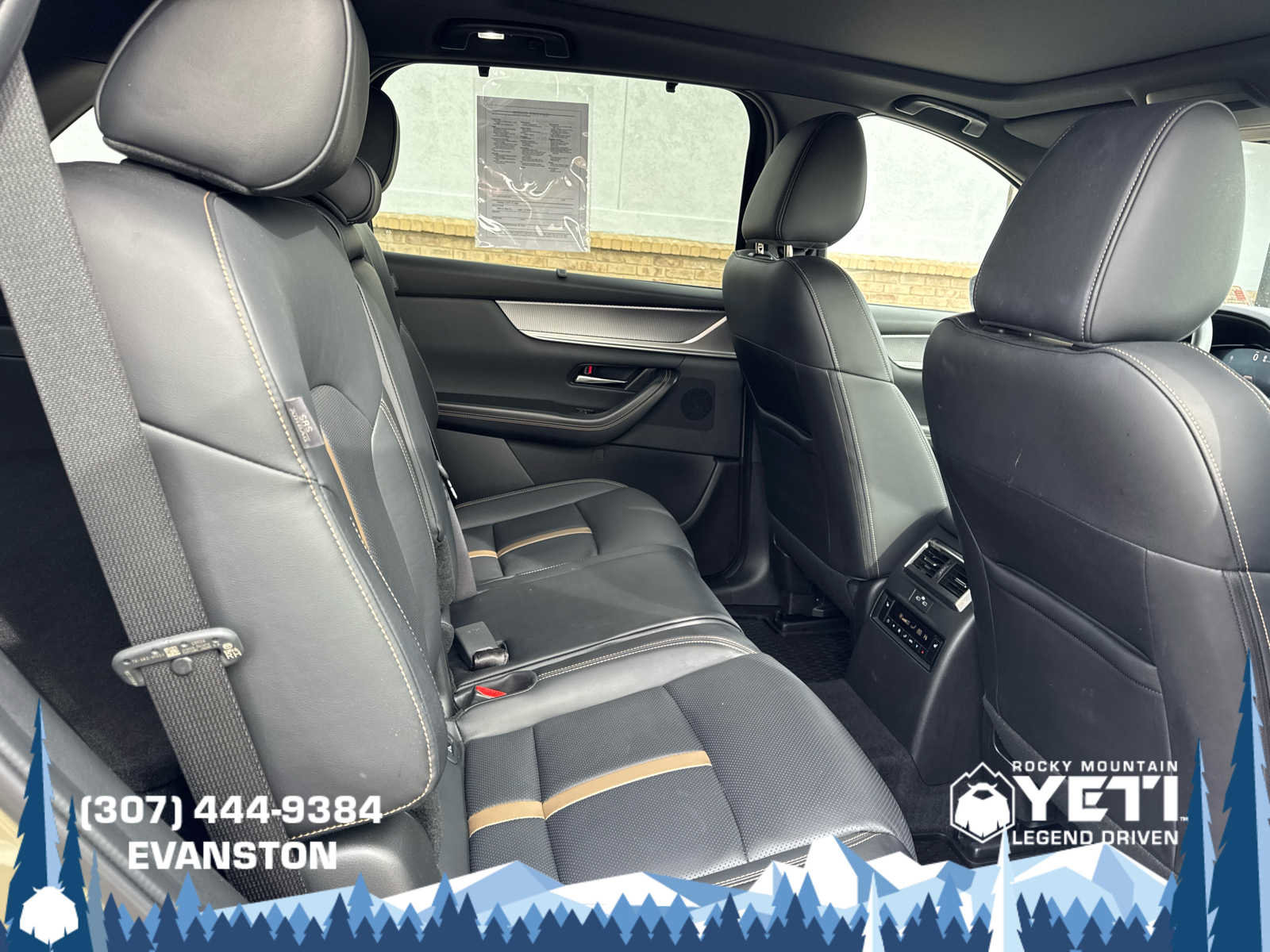 Used 2025 MAZDA CX-70 Plug-In Hybrid w/ Premium Plus image 16