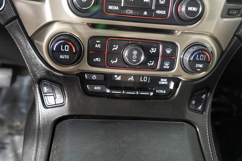 Used 2016 GMC Yukon Denali w/ Open Road Package AWD/4WD image 22