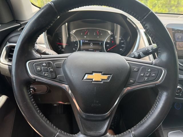 Used 2018 Chevrolet Equinox LT w/ Sun & Infotainment Package FWD image 17