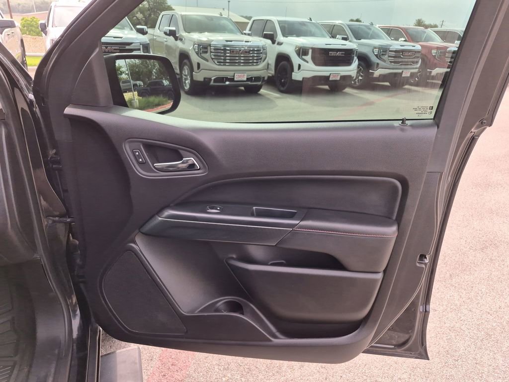 Used 2015 GMC Canyon SLE w/ All-Terrain Adventure Package RWD image 35