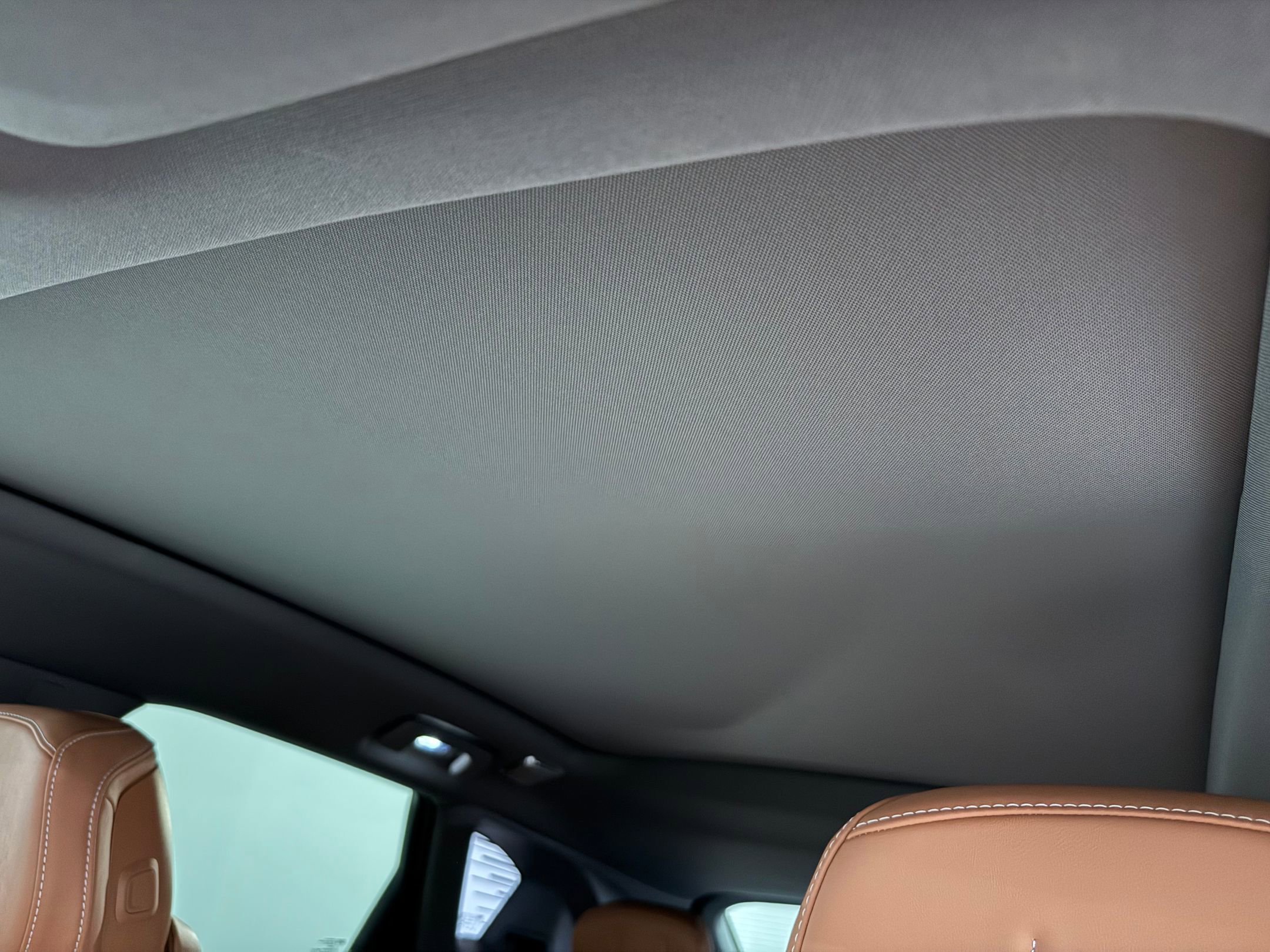 New 2026 Cadillac Optiq Luxury 2 image 38