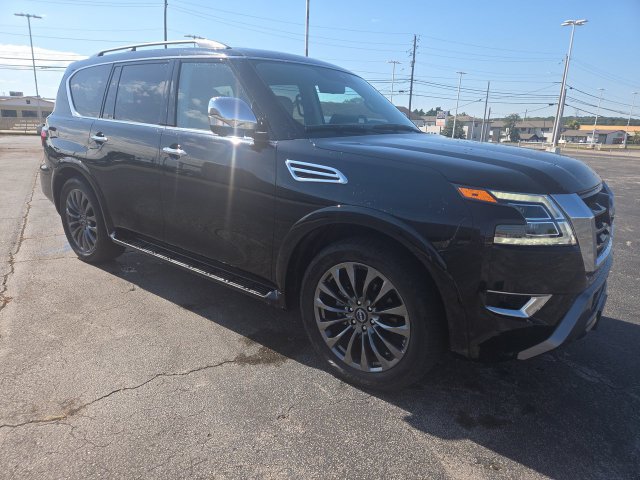 Used 2023 Nissan Armada Platinum AWD/4WD image 2