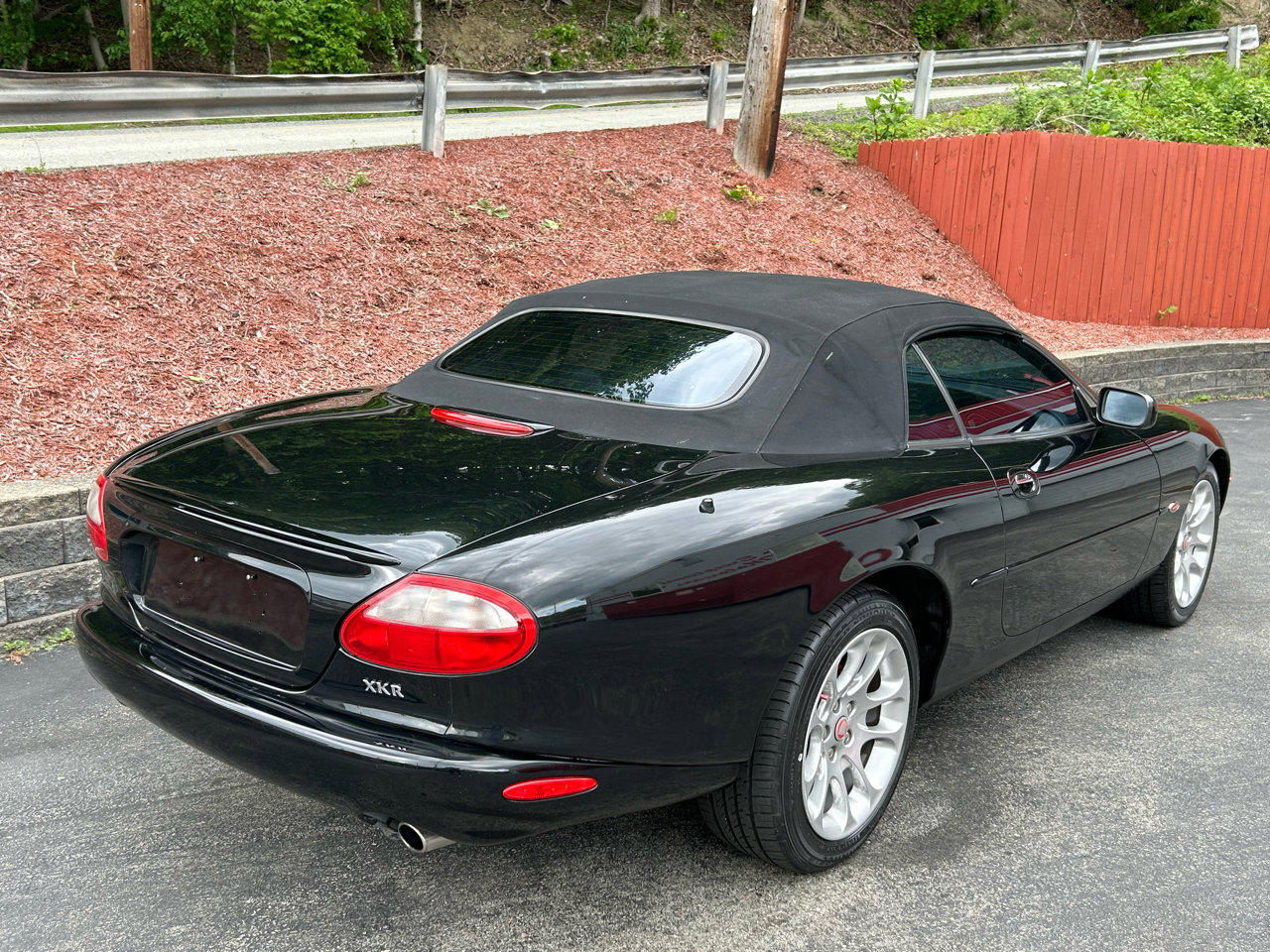 Used 2000 Jaguar XK8 Convertible image 8