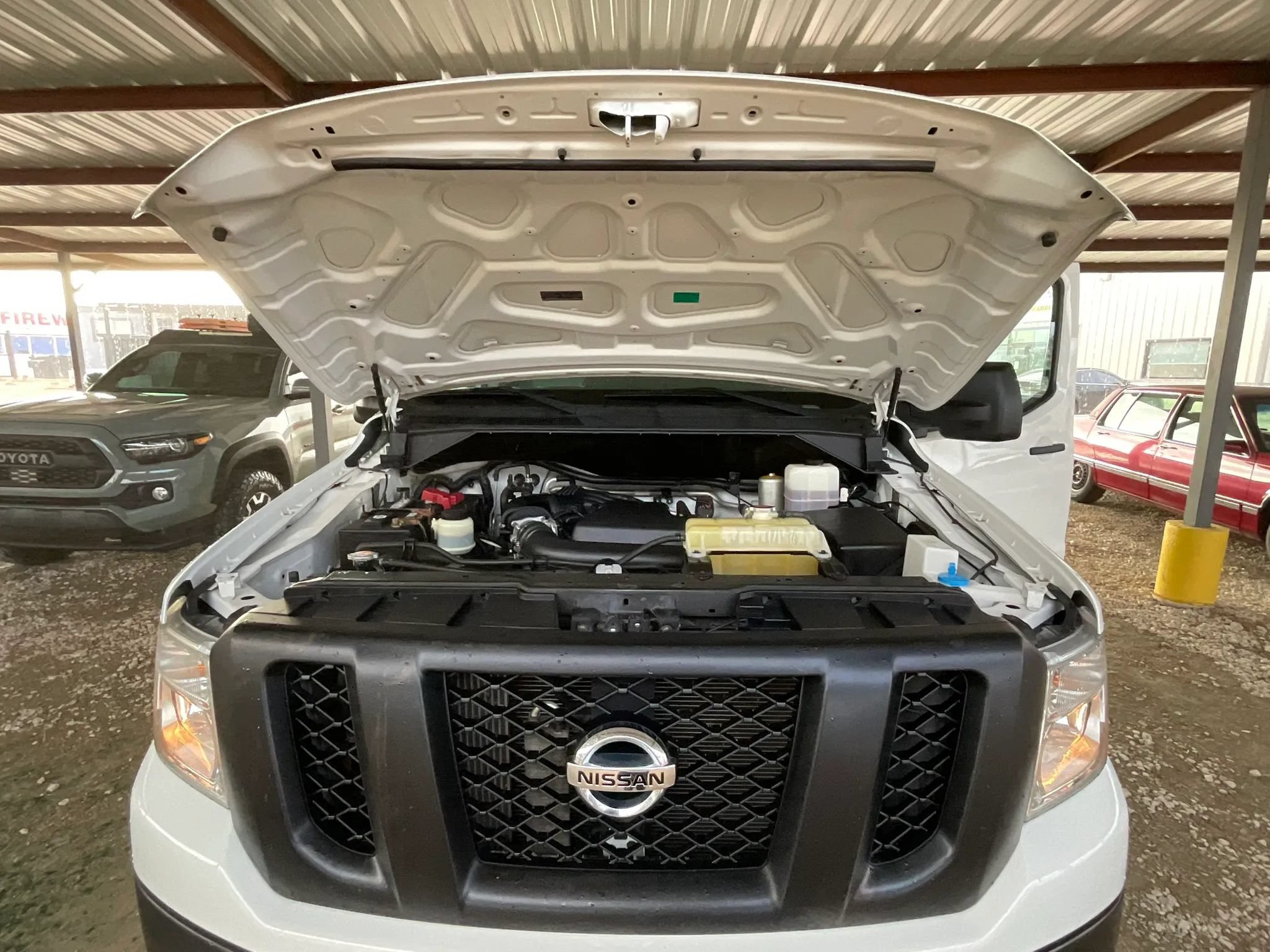 Used 2018 Nissan NV 3500 S RWD image 31