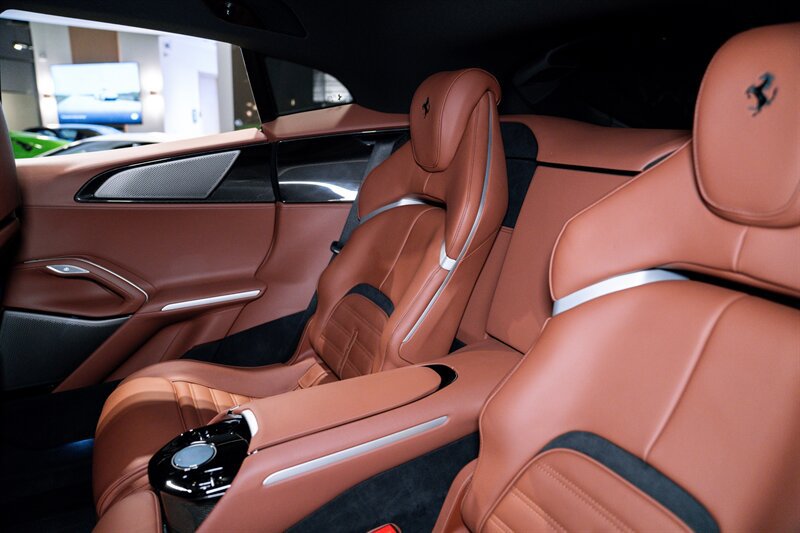 Used 2024 Ferrari Purosangue AWD/4WD image 40