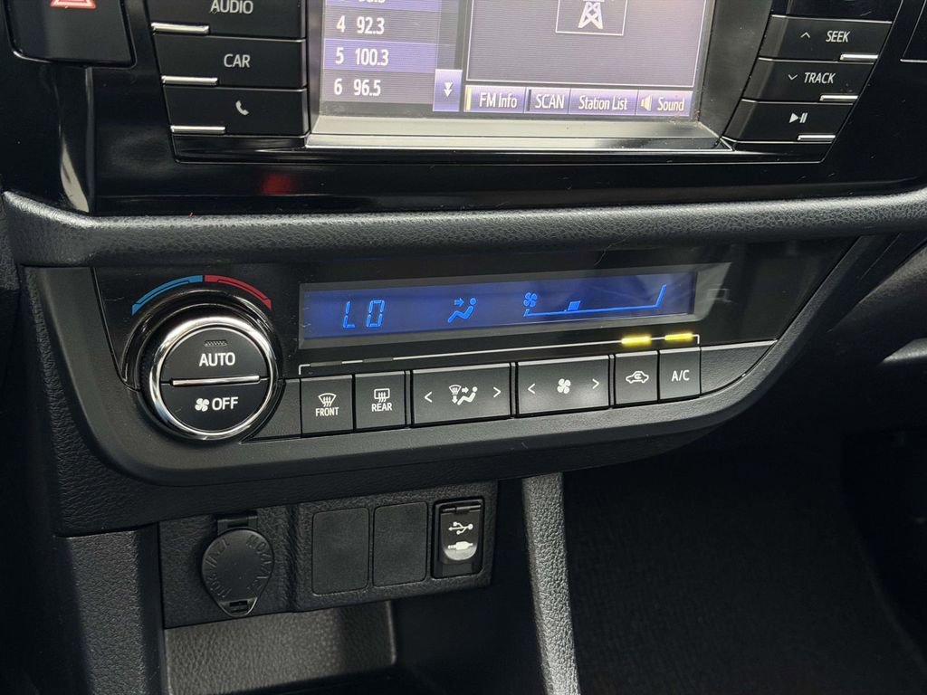 Used 2015 Toyota Corolla S FWD image 5