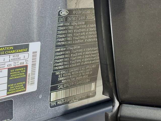 Used 2016 Land Rover Range Rover Sport HSE image 35