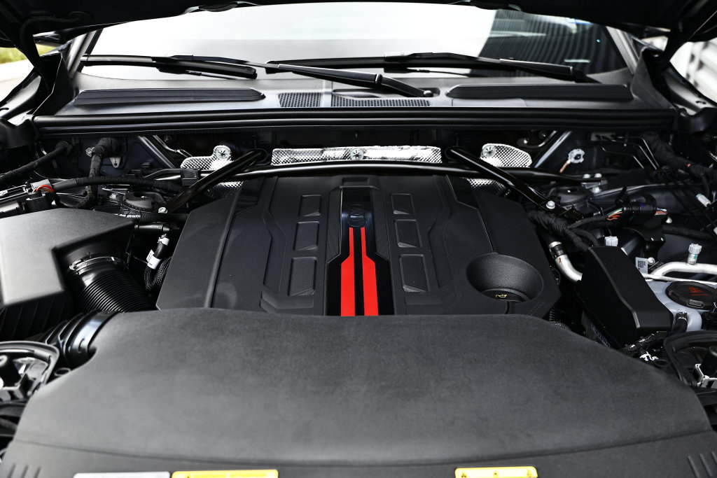 New 2026 Audi SQ5 Prestige AWD/4WD image 32