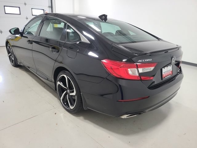 Used 2018 Honda Accord Sport image 5