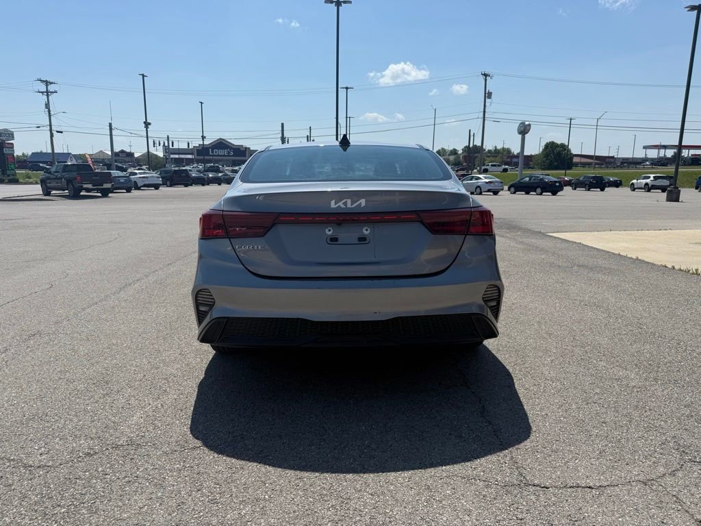 Used 2024 Kia Forte LXS FWD image 6