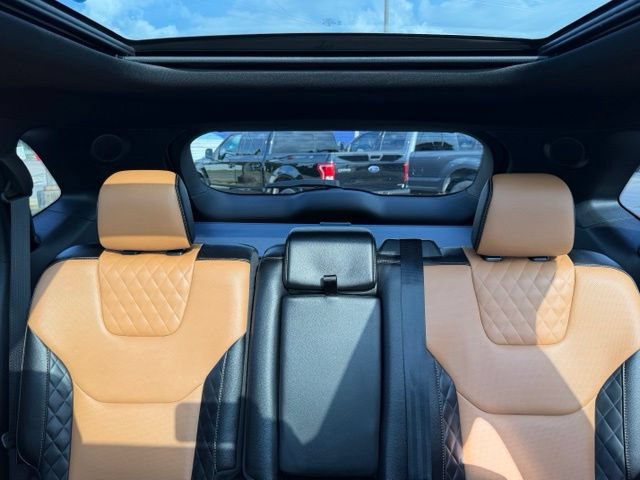 Used 2023 Ford Edge Titanium w/ Equipment Group 301A AWD/4WD image 36