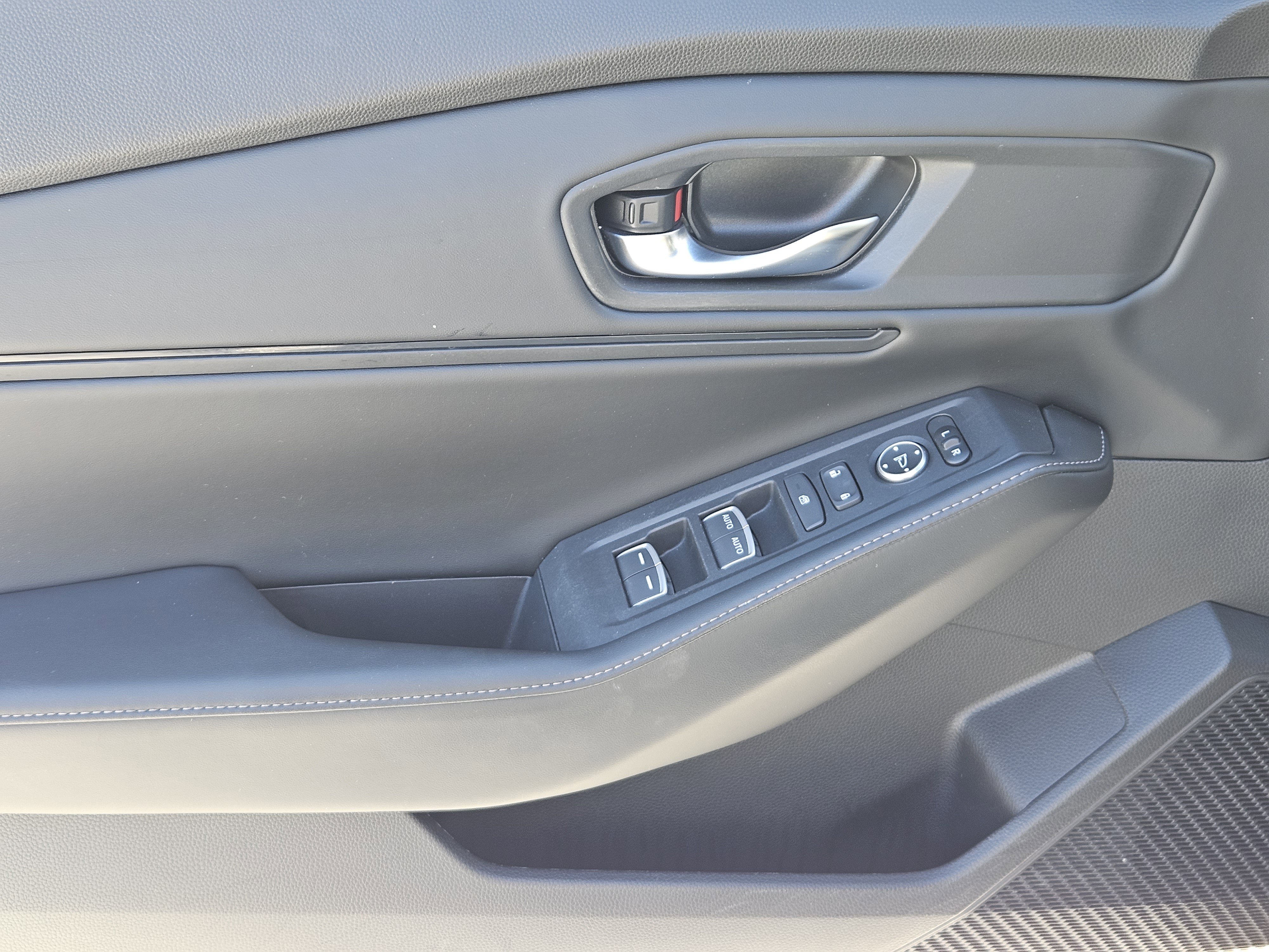 Used 2024 Honda Accord Sport image 24