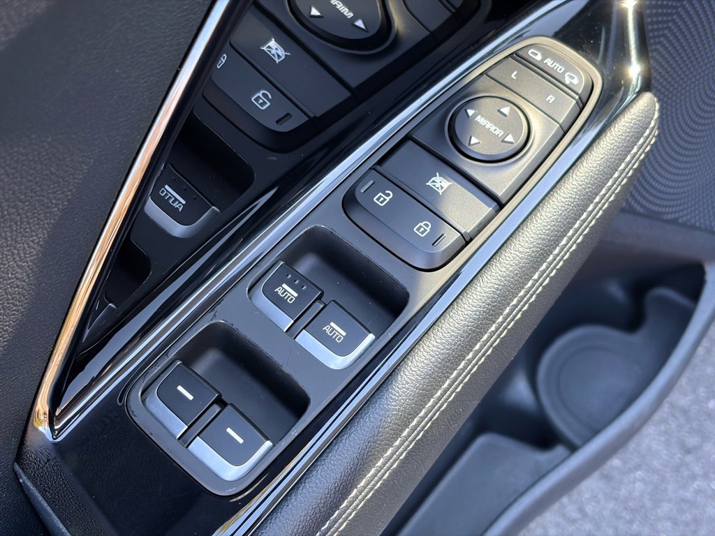 Used 2022 Kia Niro EX image 8