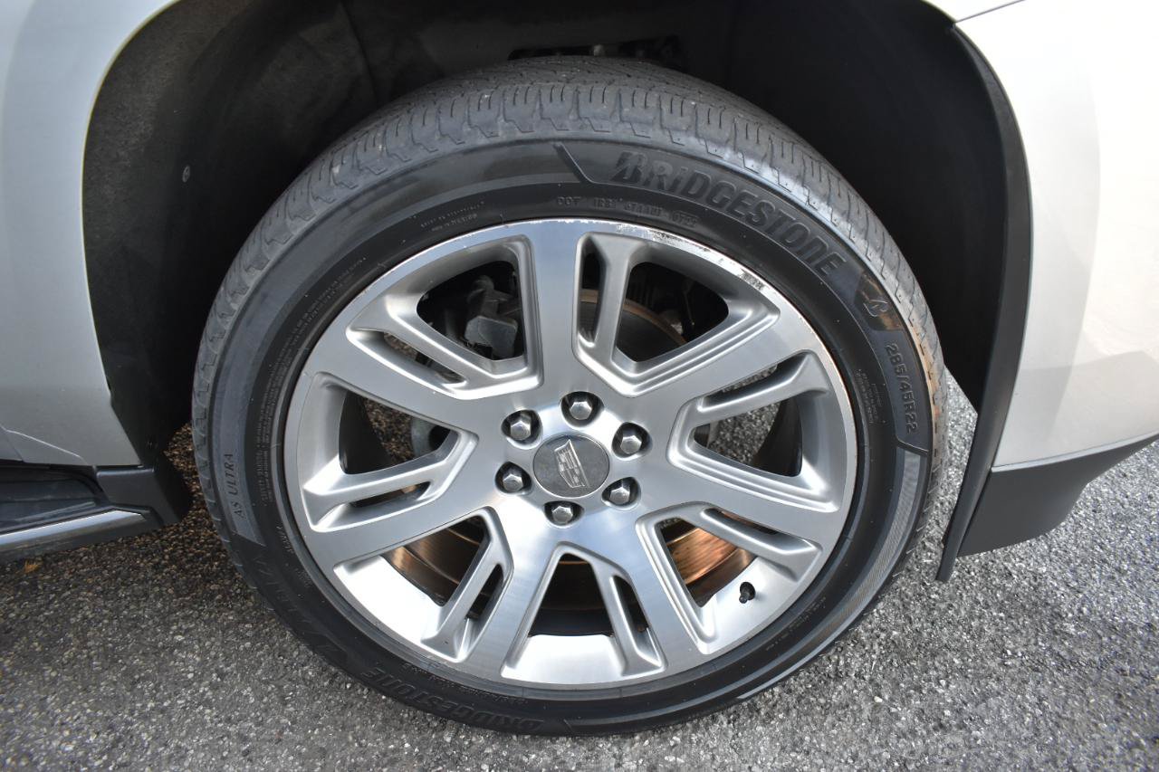 Used 2016 Cadillac Escalade Luxury AWD/4WD image 37