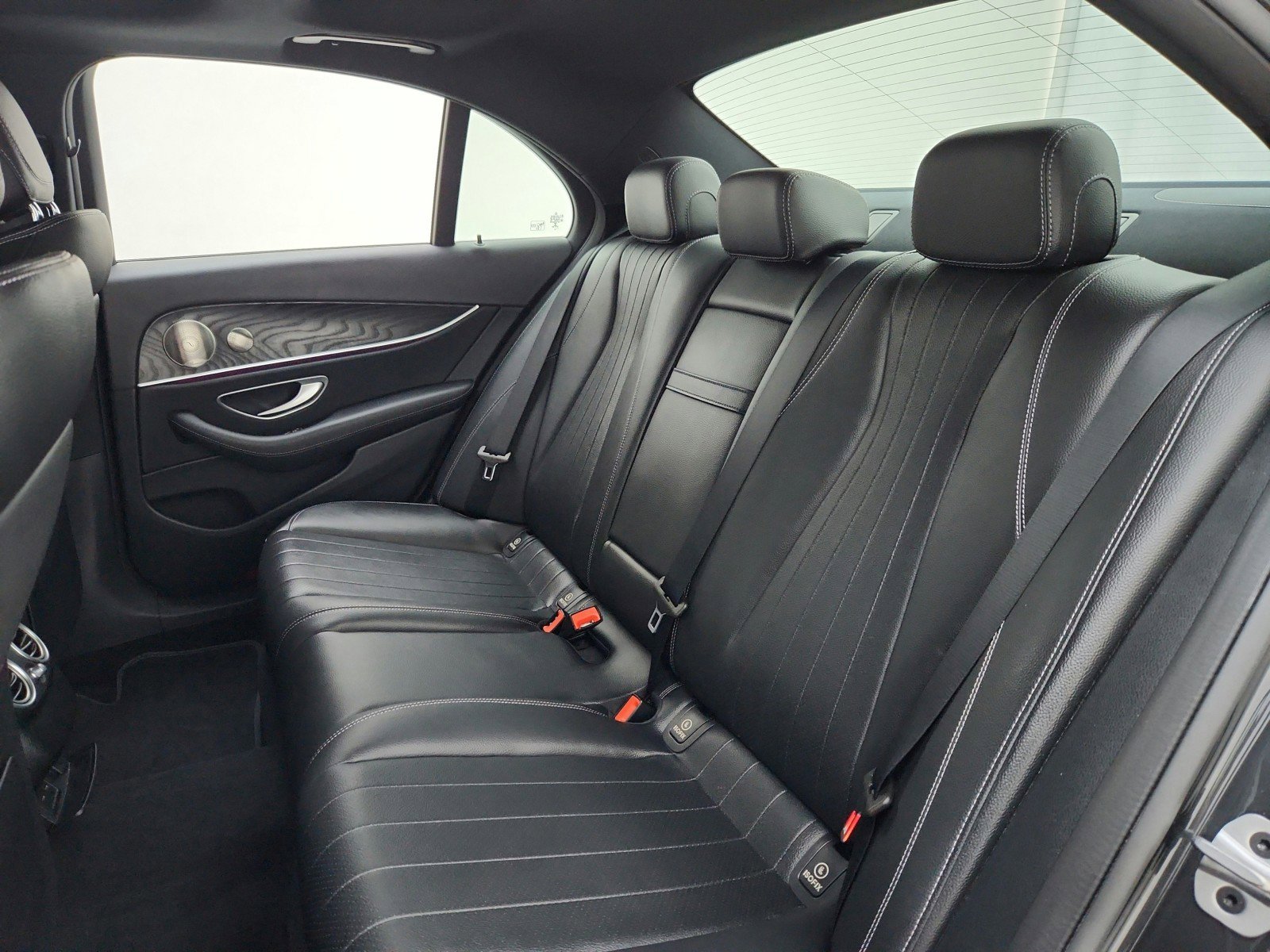 Used 2022 Mercedes-Benz E 350 Sedan image 24