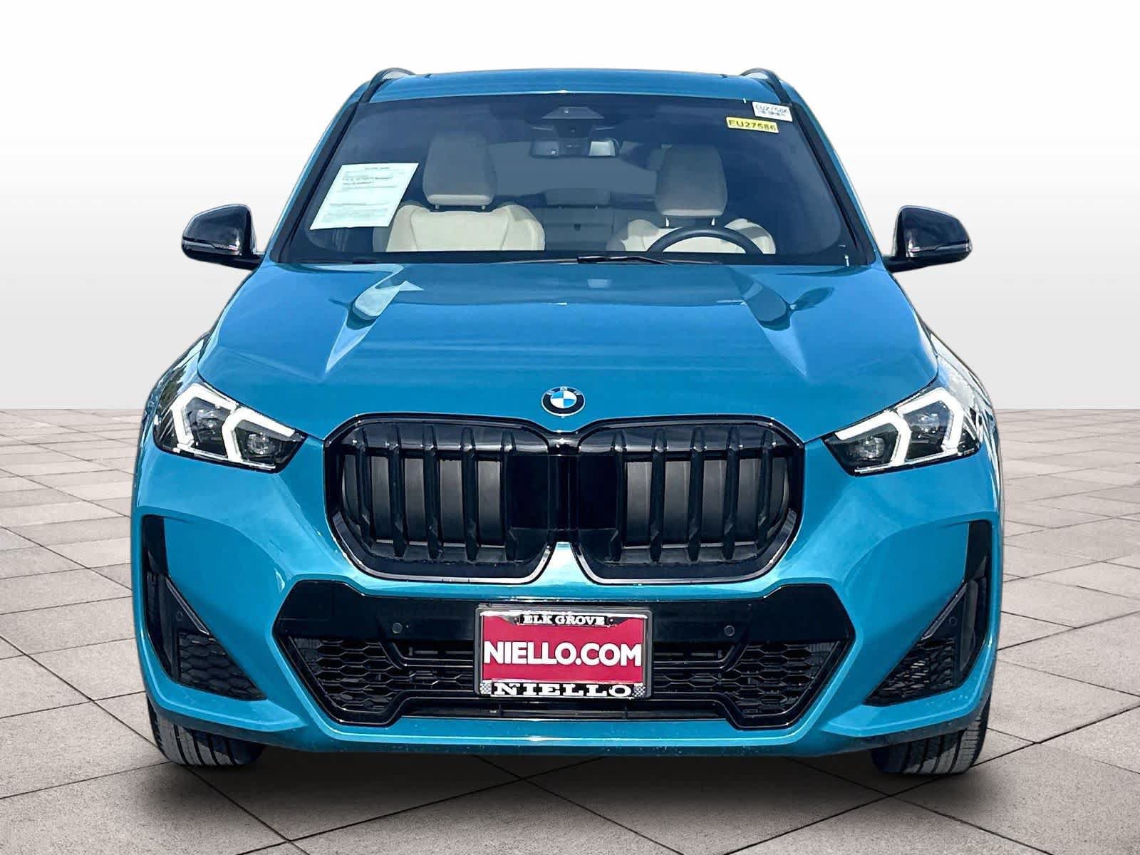 Used 2023 BMW X1 xDrive28i w/ M Sport Package AWD/4WD image 2