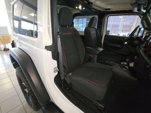 Used 2022 Jeep Wrangler Rubicon w/ LED Lighting Group AWD/4WD image 24