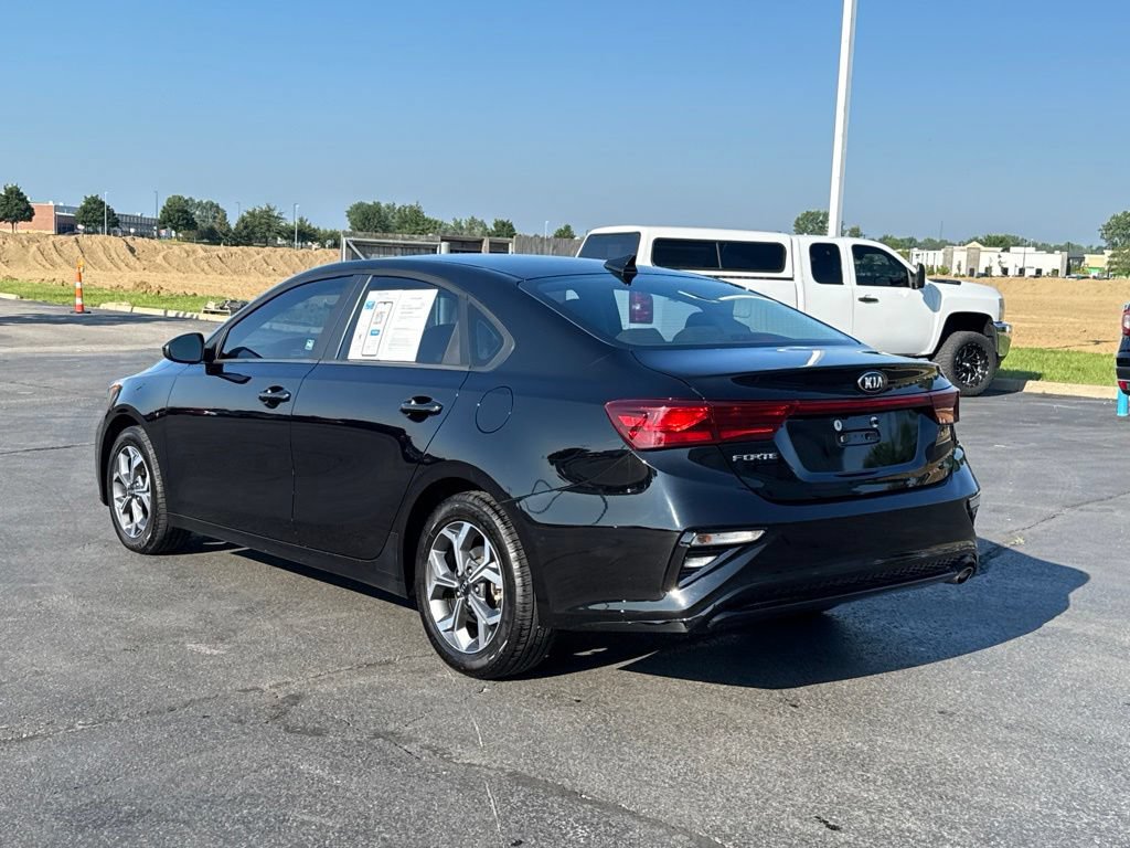 Used 2021 Kia Forte LXS FWD image 5