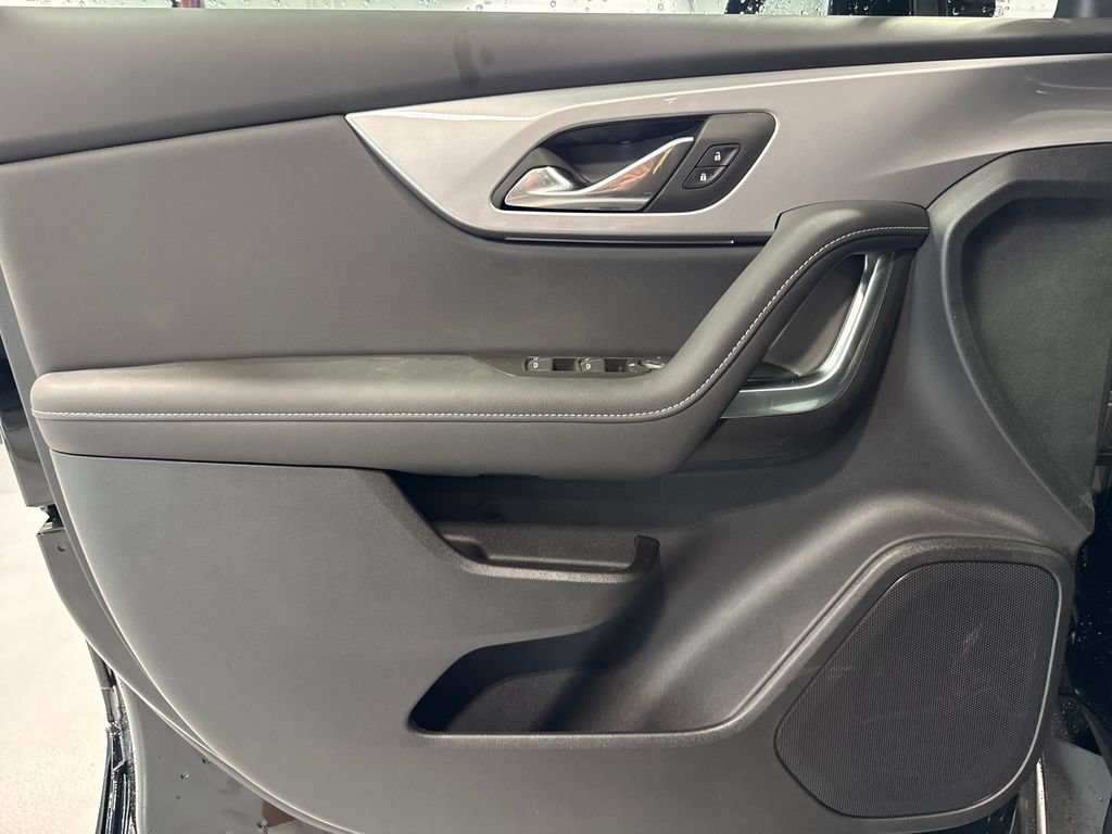 New 2026 Chevrolet Blazer LT FWD image 28