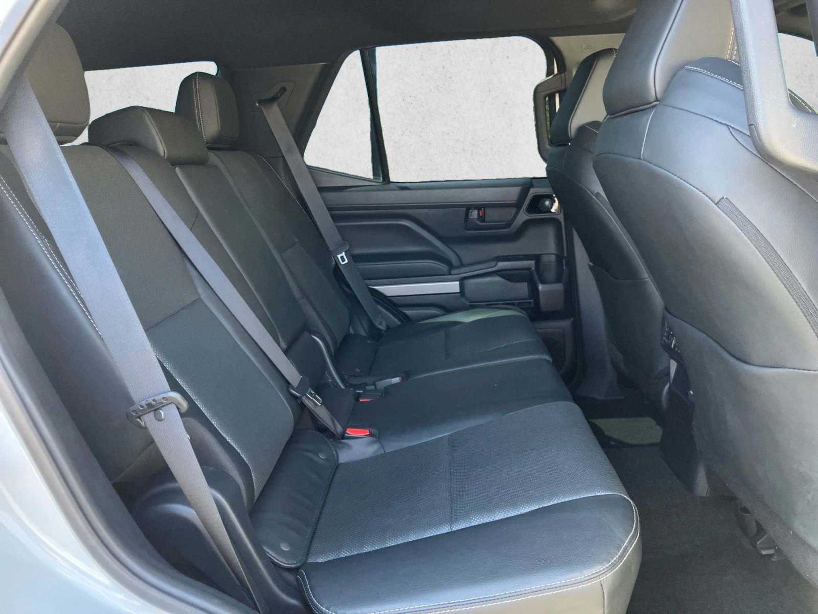 Used 2025 Toyota 4Runner TRD Off-Road Premium w/ Tow Technology Package AWD/4WD image 25