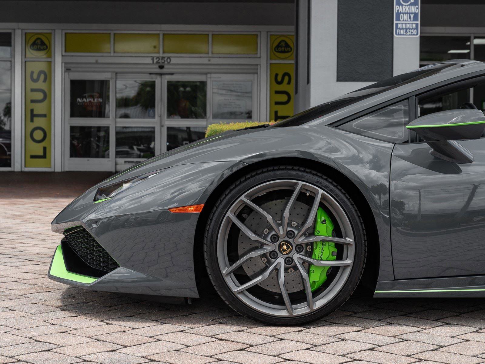 Used 2016 Lamborghini Huracan LP 610-4 AWD/4WD image 9