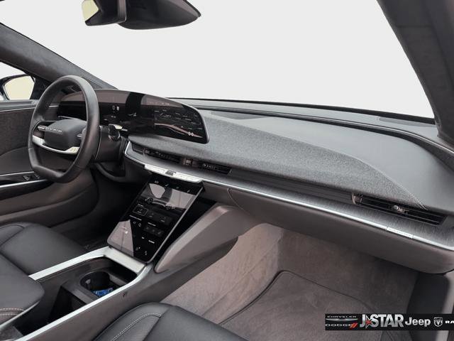 Used 2022 Lucid Air Grand Touring image 21