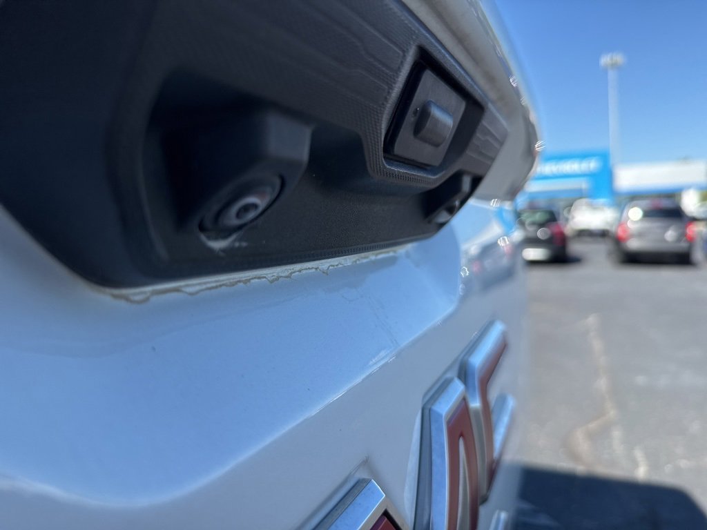 Used 2023 GMC Sierra 1500 SLT w/ SLT Premium Package image 17