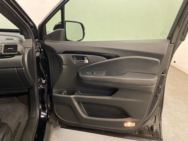 Certified 2023 Honda Ridgeline Black Edition image 25