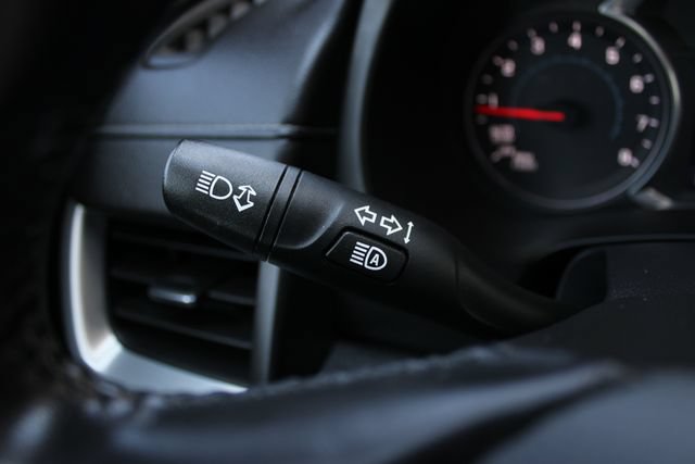 Used 2022 GMC Terrain SLT w/ GMC Pro Grade Package AWD/4WD image 8