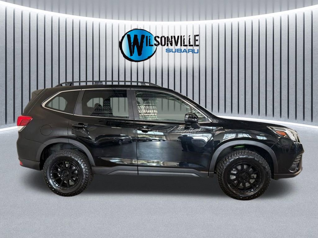 Used 2022 Subaru Forester Limited image 15