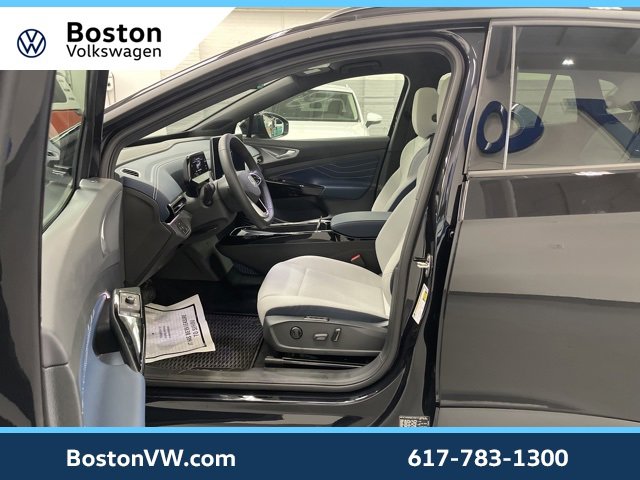 New 2025 Volkswagen ID.4 Pro S w/ ID.4 Black Package image 24