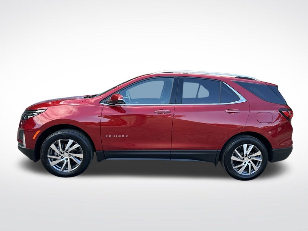 Used 2024 Chevrolet Equinox Premier w/ LPO, Floor Liner Package AWD/4WD image 2