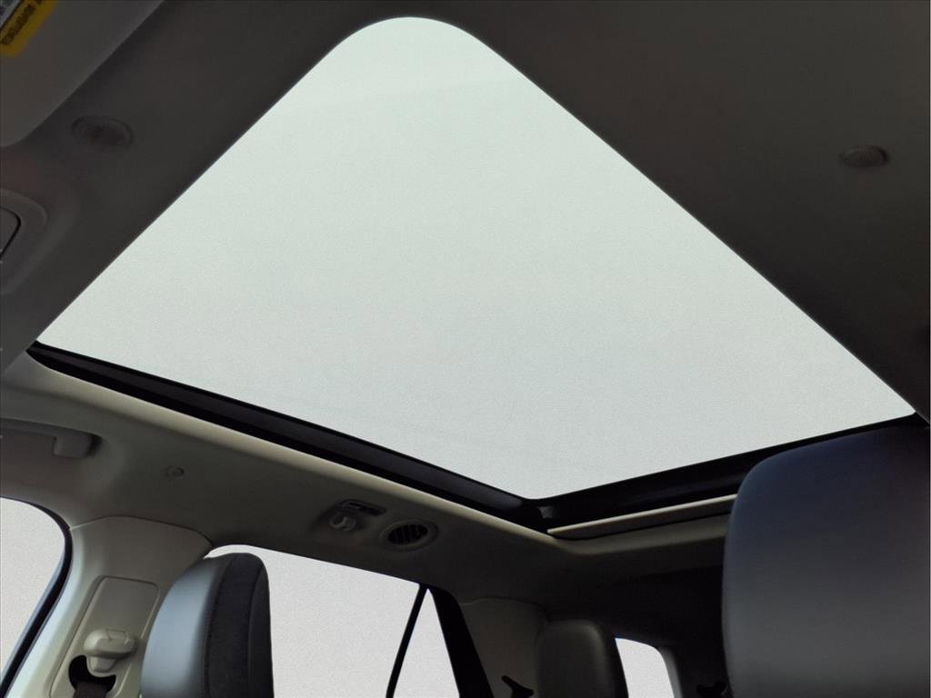 New 2026 Ford Explorer Active w/ Active Comfort Package image 19