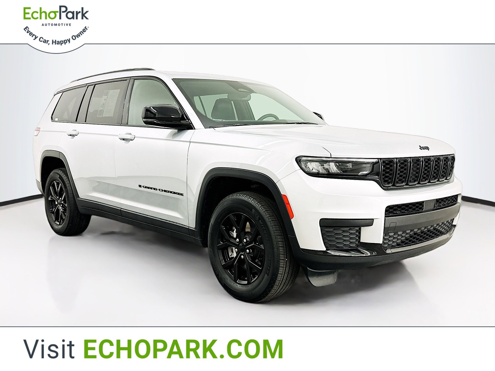 Used 2024 Jeep Grand Cherokee L Laredo image 1
