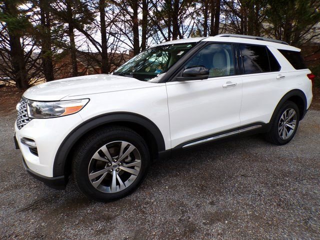 Used 2020 Ford Explorer Platinum w/ Premium Technology Package image 1