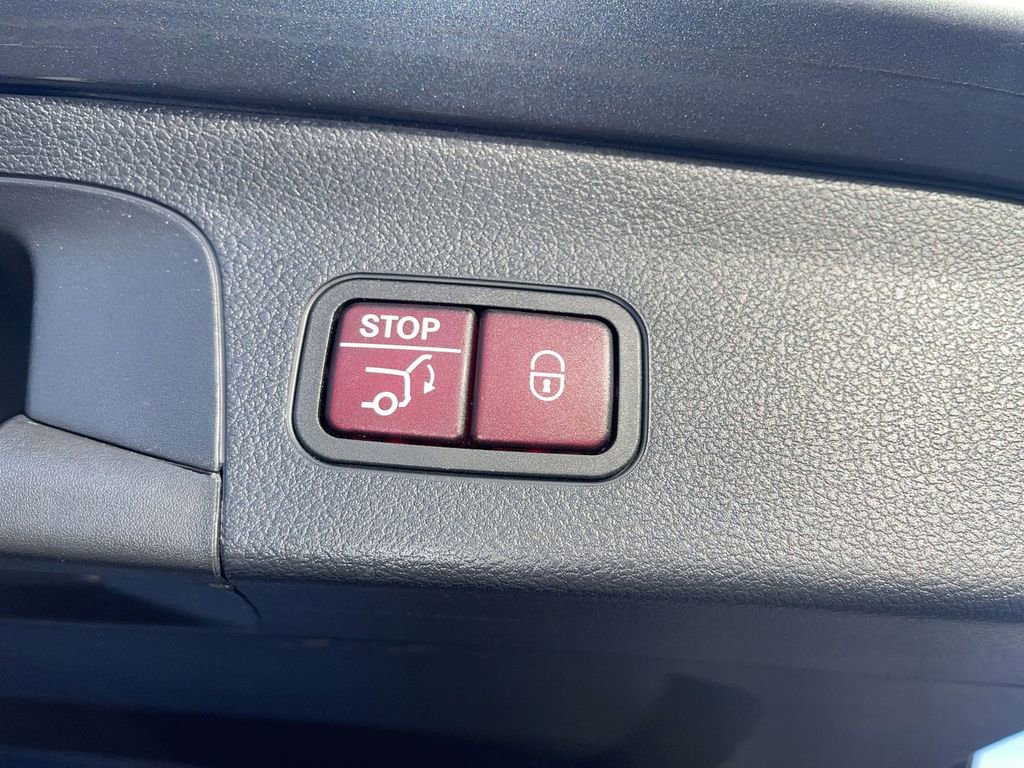 Used 2023 Mercedes-Benz GLS 63 AMG 4MATIC image 8