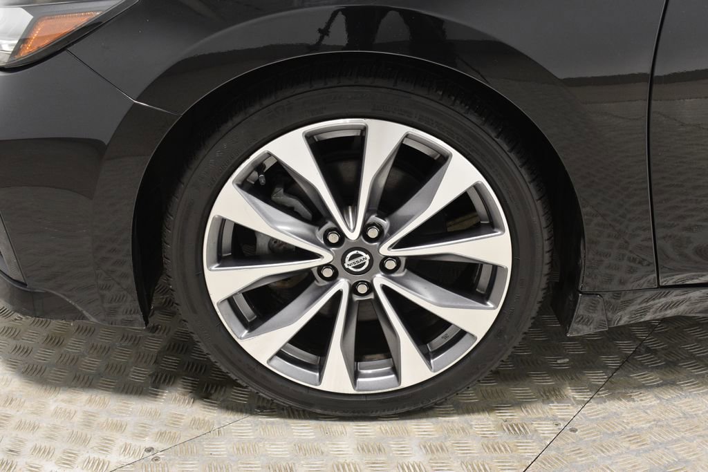 Used 2021 Nissan Maxima Platinum w/ Sport Mat Group image 38